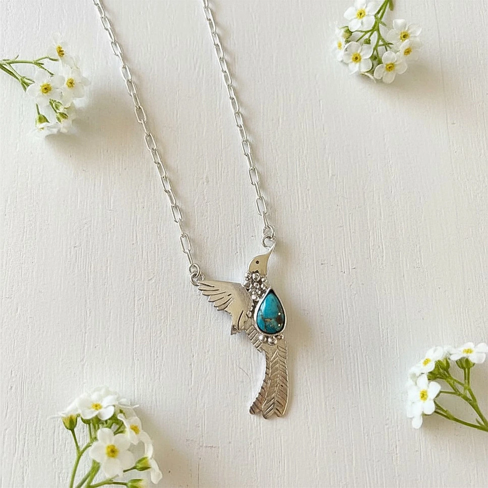 Collar colibri con turquesa natural