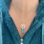 Collar de plata 950 con un colibrí