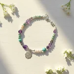 pulsera simbolica con piedras naturales