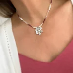 Collar con piedra granate y perlas naturales