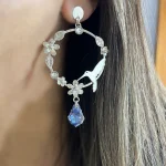 Aros largos de plata con colibrí y cristales a elección