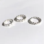 Diseño exclusivo en plata con esferas