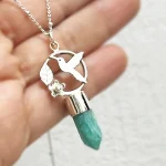 Joya de plata con amazonita y diseño de colibrí – collar delicado y elegante