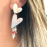 Aros elegantes y cómodos con perlas colgantes