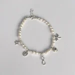 Pulsera con perlas naturales hiladas a mano