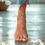 Tobillera inspirada en la naturaleza y sus huellas