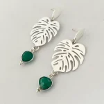 Joyas artesanales de plata con diseño de hoja monstera