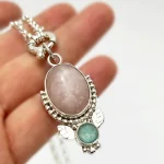 Collar de plata con cuarzo rosa y doblete de amazonita