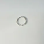 Anillo antiestrés de plata con esferas móviles
