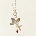 Colgante plata colibrí con flor hibiscus y gota de cuarzo cristal