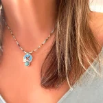 Collar con piedras amazonita, apatita, lapislázuli y cuarzos