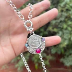 Medalla Virgen del Carmen con cristales a elección