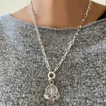 Collar de plata 950 con piedra natural y amuleto San Benito