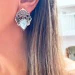 Aros bohemios de plata con piedra natural azul