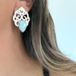 Aros de plata 950 con piedra larimar caribeña