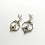Joyería artesanal en plata con diseño de nudo celta y flores