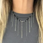 Collar artesanal con mostacillas de plata y piedras naturales