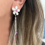 aros de plata martillada con flores