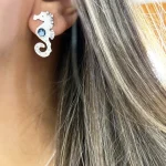aros marinos de plata con cristal azul