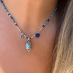 collar piedras azules hecho a mano