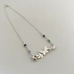 collar elegante con amatista y peridoto
