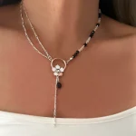 collar mitad cadena plata mitad piedras naturales
