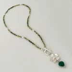 collar delicado con aventurina natural