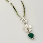 joya natural con peridoto verde