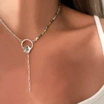 collar de plata con piedras naturales