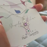 collar de protección en plata calada