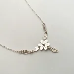 choker artesanal hojas y flor plata