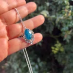 colgante plata con piedra azul natural