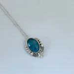 collar con apatita natural hecho a mano