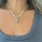 collar armonía interior con piedra luna y perlas joyería artesanal