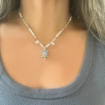 colgante piedra luna natural con perlas y plata diseño artesanal