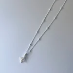 collar nudo de bruja plata 950 con cristal swarovski mini