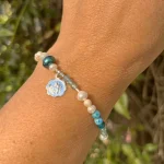 Pulsera María Esperanza con piedras naturales y colgante religioso en plata 950 hecha a mano Chile