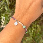 Pulsera María Gracia con piedras naturales y colgante religioso en plata 950 hecha a mano Chile