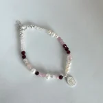 Pulsera María Paz con piedras naturales y colgante religioso en plata 950 hecha a mano Chile