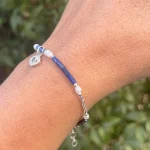 pulsera femenina con perlas naturales y lapislazuli azul