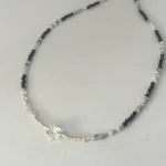 collar con turmalina negra y piedra luna con estrella swarovski