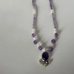 Collar artesanal con amatistas naturales y perlas, colgante de amatista en plata 950 - Pilar Segura Orfebre