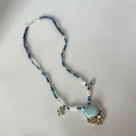 Collar Larimar de Flores con piedras naturales azules y colgante floral en plata 950 hecho a mano Chile