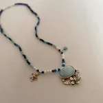 Collar artesanal con larimar, lapislázuli y perlas con colgante de plata 950 calado a mano - Pilar Segura Orfebre
