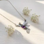 Collar Colibrí Noa en plata con amatista natural
