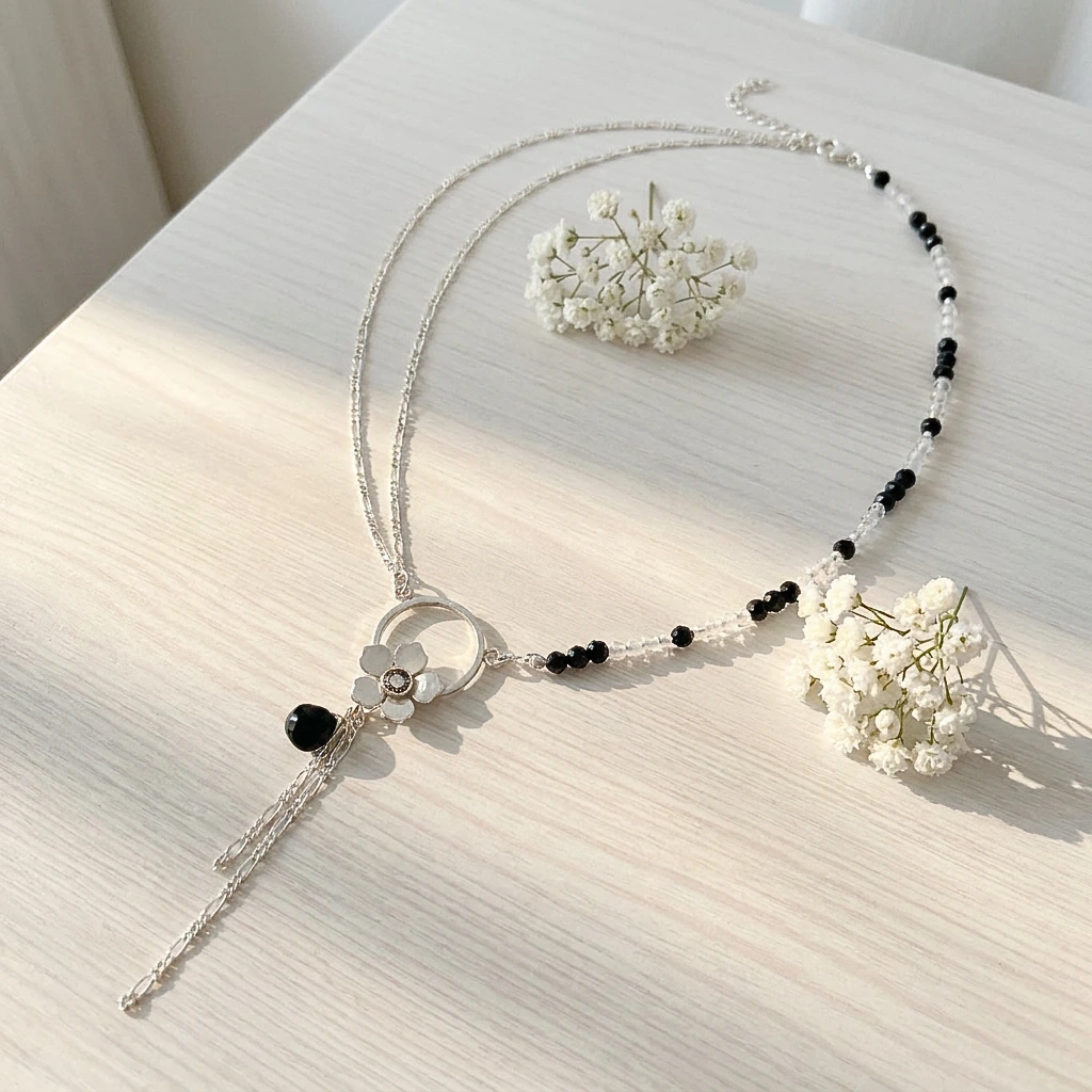 Joya con Ónix y Cuarzo Cristal collar elegante con flor y gota de onix