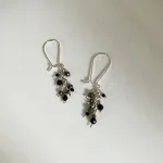 Aros artesanales con piedras naturales de protección turmalina negra y pirita en plata 950 Chile