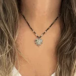 Collar con piedras naturales de protección pirita y turmalina negra, corazón de plata 950 Pilar Segura