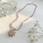Collar Corazón Armonía con cuarzo rosa natural y plata 950 hecho a mano - Pilar Segura Orfebre Chile