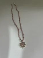 Collar de cuarzos rosas naturales con colgante corazón calado en plata 950 - Pilar Segura Orfebre